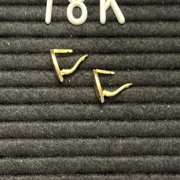 18K Saudi Gold Tri-Color Earrings - Picture 5 of 5